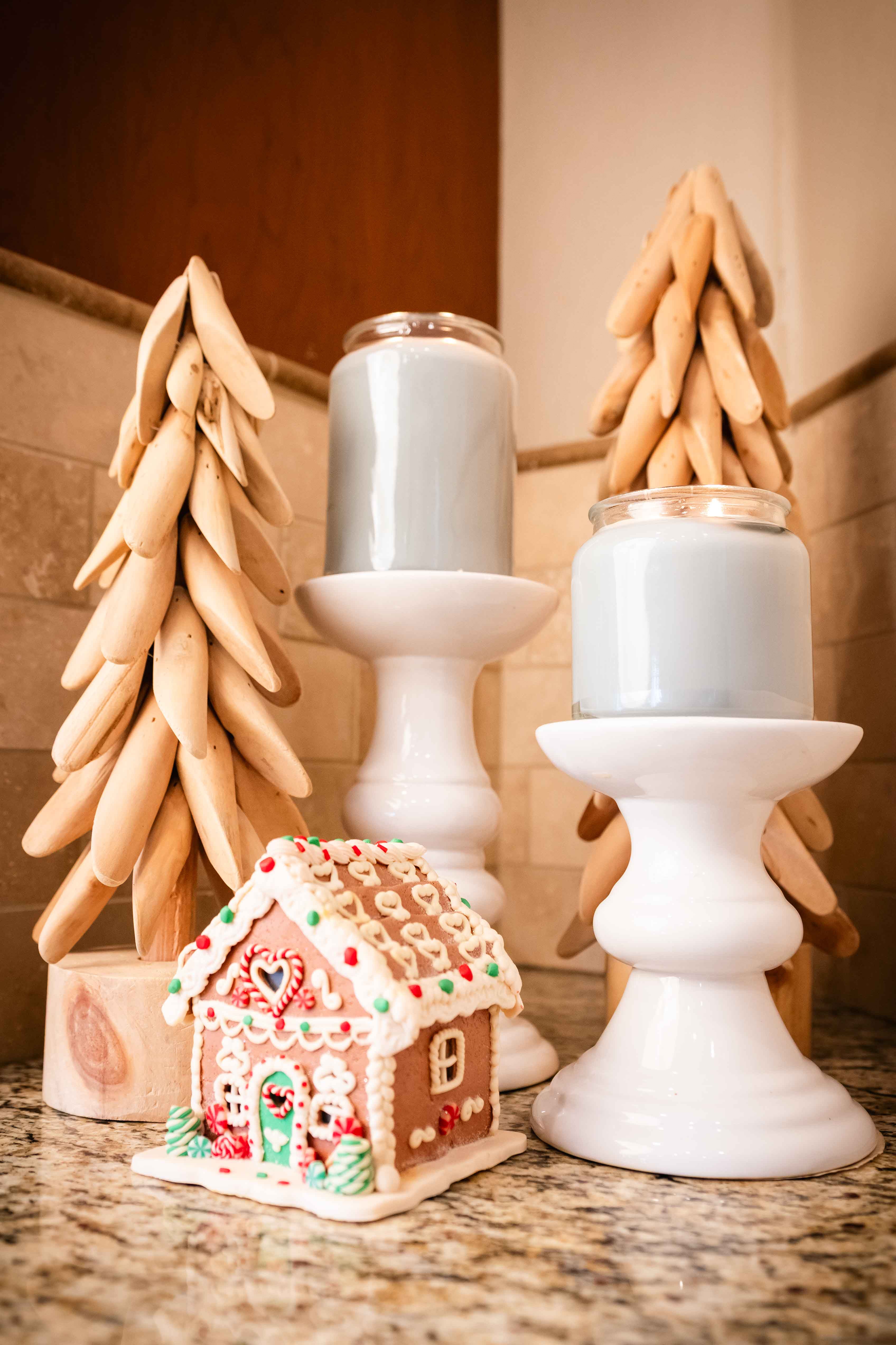 Christmas Cottage Scented Candle